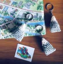 Load image into Gallery viewer, Mountain Keychain